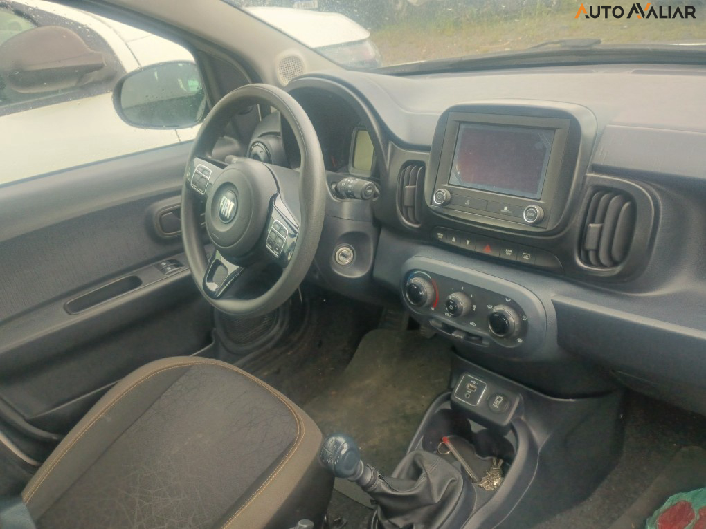 FIAT MOBI 1.0 EVO FLEX TREKKING MANUAL