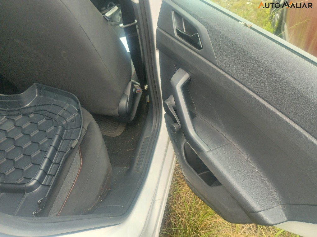 VOLKSWAGEN POLO 1.0 MPI TRACK MANUAL