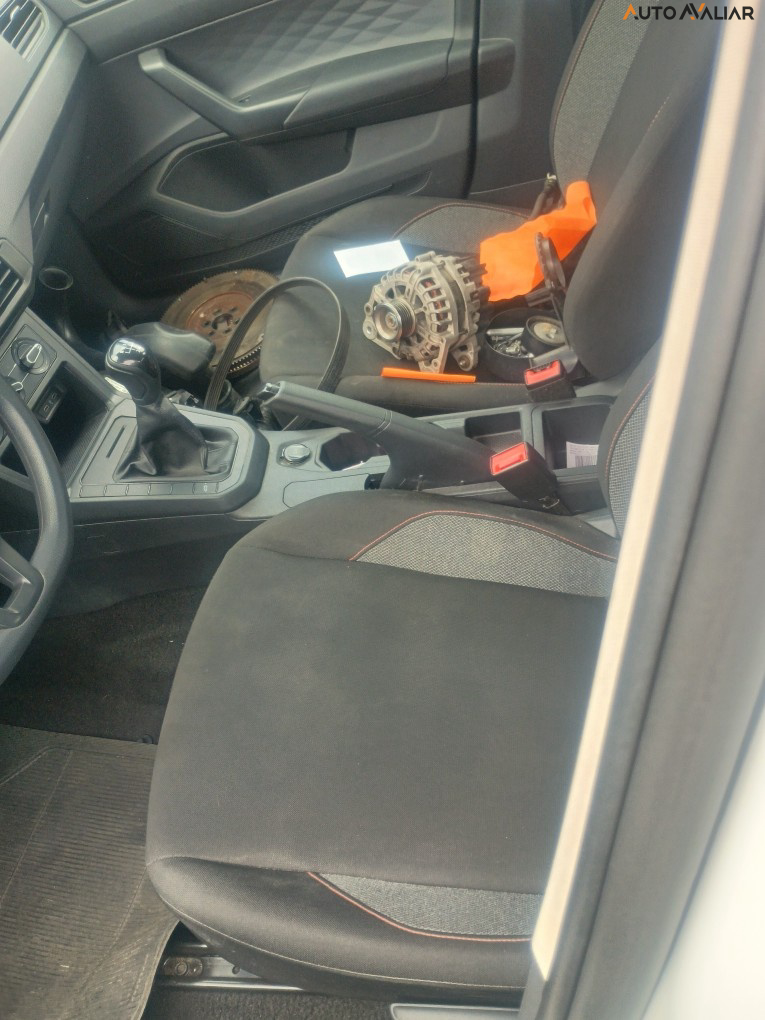 VOLKSWAGEN POLO 1.0 MPI TRACK MANUAL