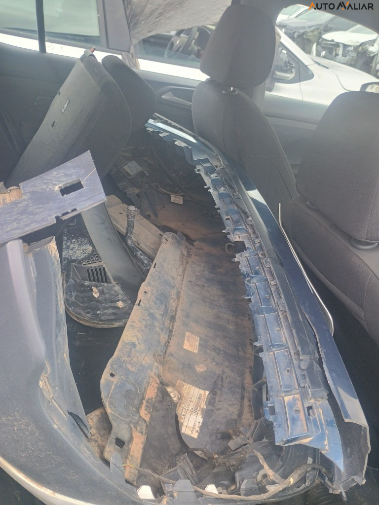 VOLKSWAGEN T-CROSS 1.0 200 TSI TOTAL FLEX AUTOM&Aacute;TICO