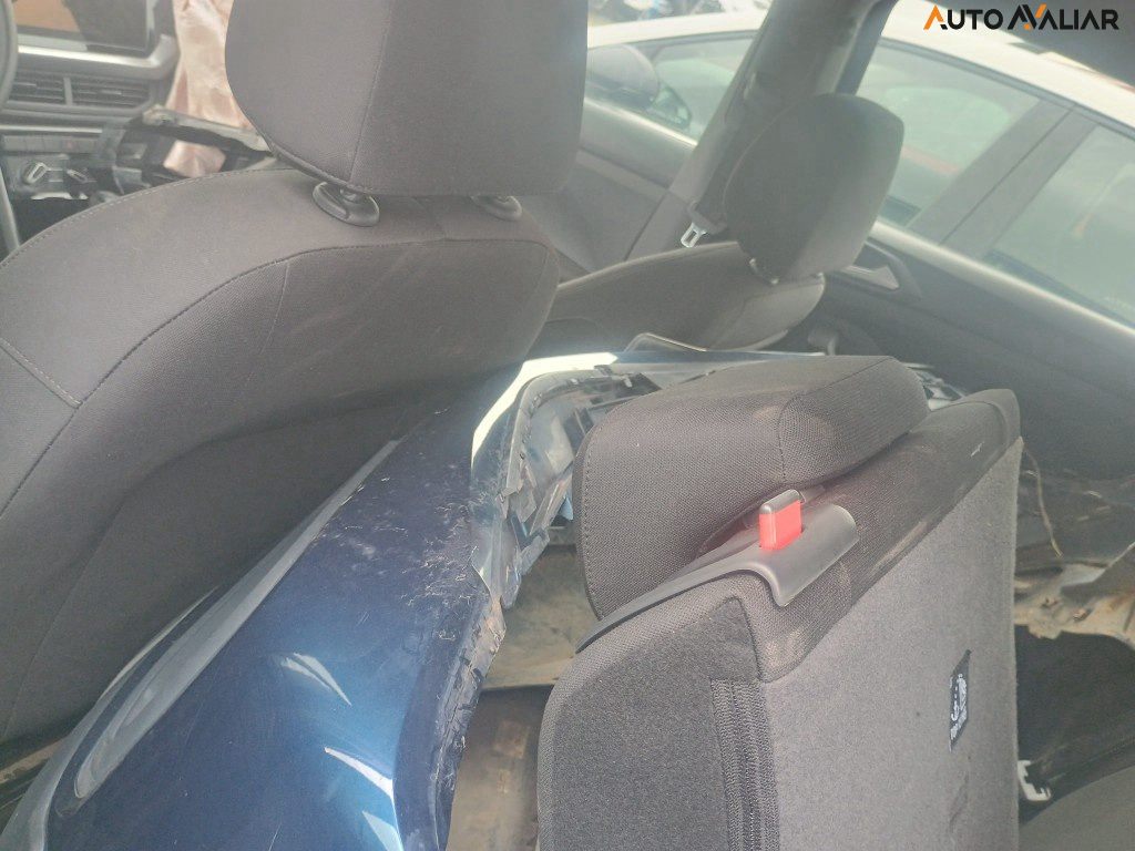 VOLKSWAGEN T-CROSS 1.0 200 TSI TOTAL FLEX AUTOM&Aacute;TICO