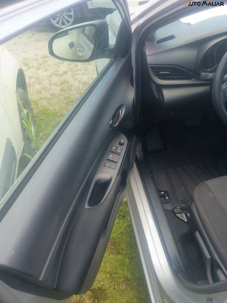 TOYOTA YARIS XL SEDAN 1.5 FLEX 16V 4P AUT.