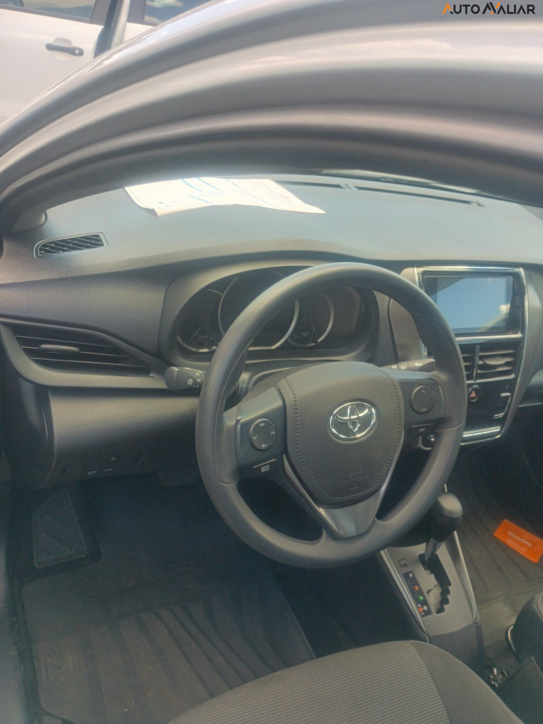 TOYOTA YARIS XL SEDAN 1.5 FLEX 16V 4P AUT.