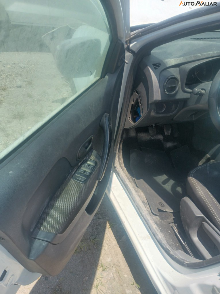 RENAULT LOGAN 1.0  12V SCE FLEX ZEN MANUAL