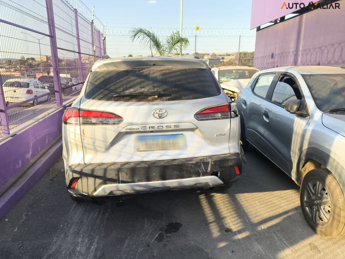 TOYOTA COROLLA CROSS 2.0 VVT-IE FLEX XRE DIRECT SHIFT