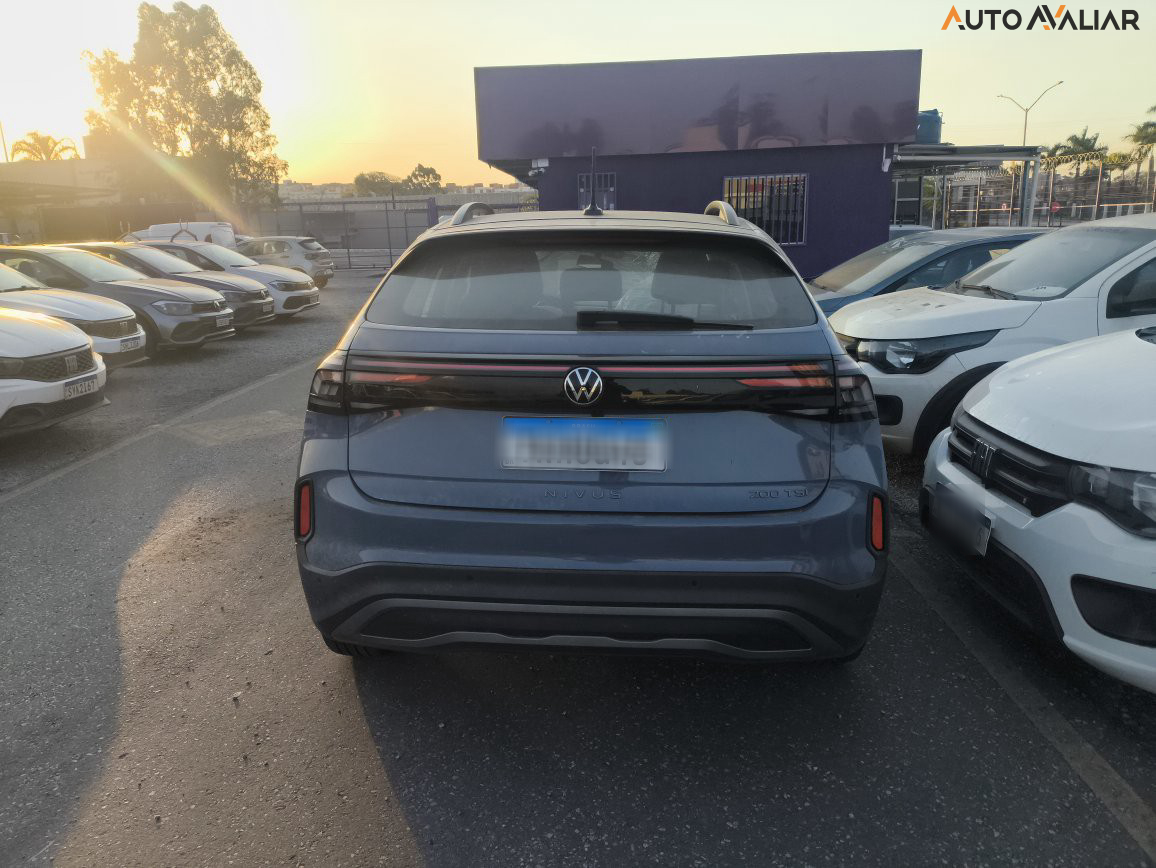 VOLKSWAGEN NIVUS 1.0 200 TSI TOTAL FLEX COMFORTLINE AUTOMÁTICO