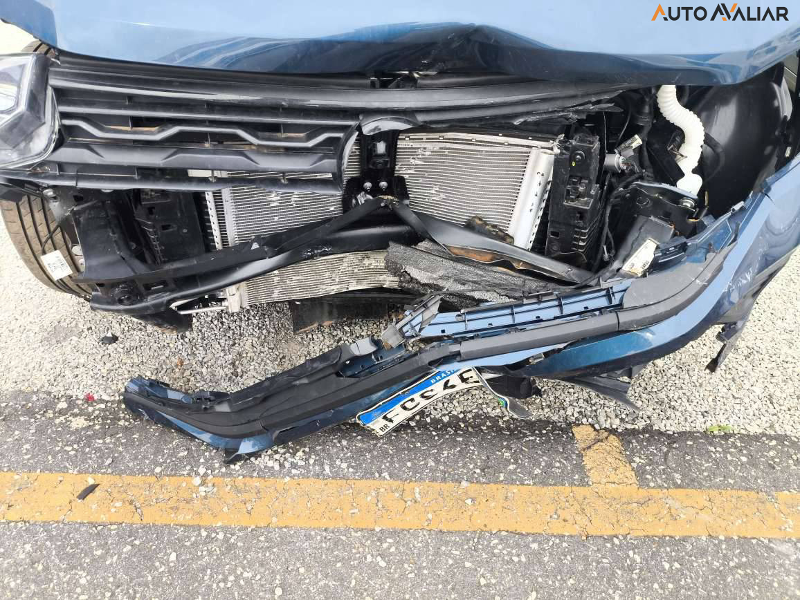 VOLKSWAGEN T-CROSS 1.0 200 TSI TOTAL FLEX AUTOM&Aacute;TICO