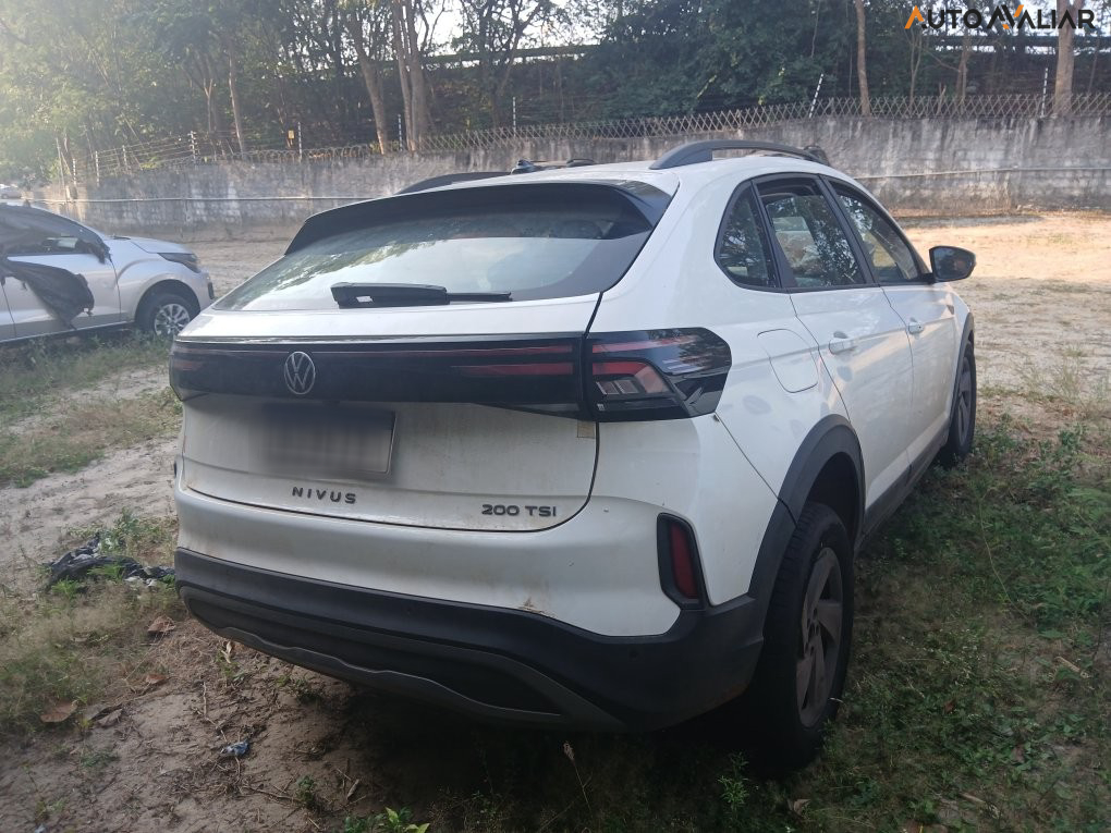 VOLKSWAGEN NIVUS 1.0 200 TSI TOTAL FLEX COMFORTLINE AUTOMÁTICO