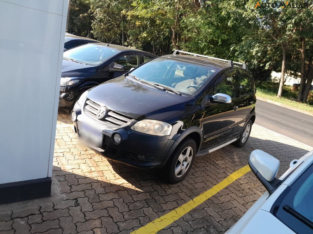 VOLKSWAGEN CROSSFOX 1.6 MI FLEX 8V 4P MANUAL