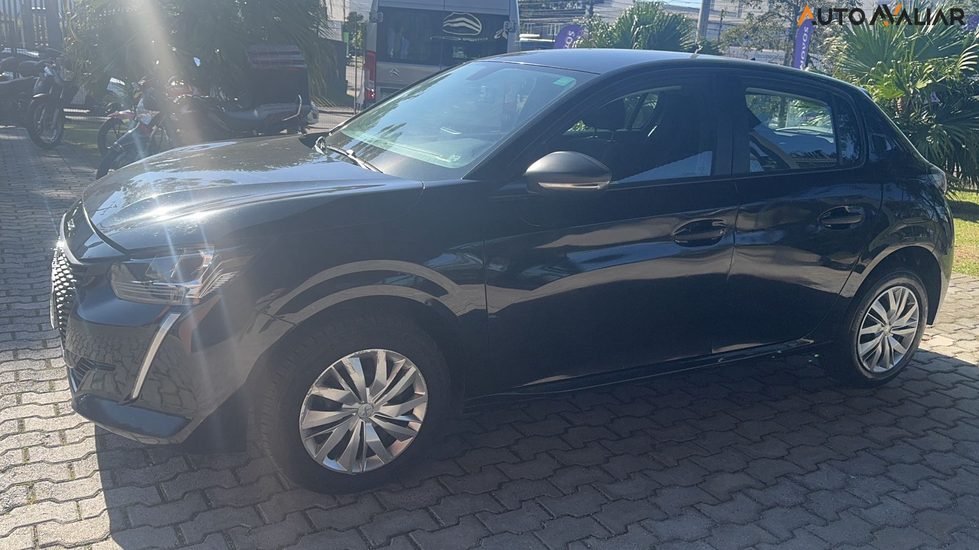 PEUGEOT 208 1.0 FIREFLY FLEX LIKE MANUAL