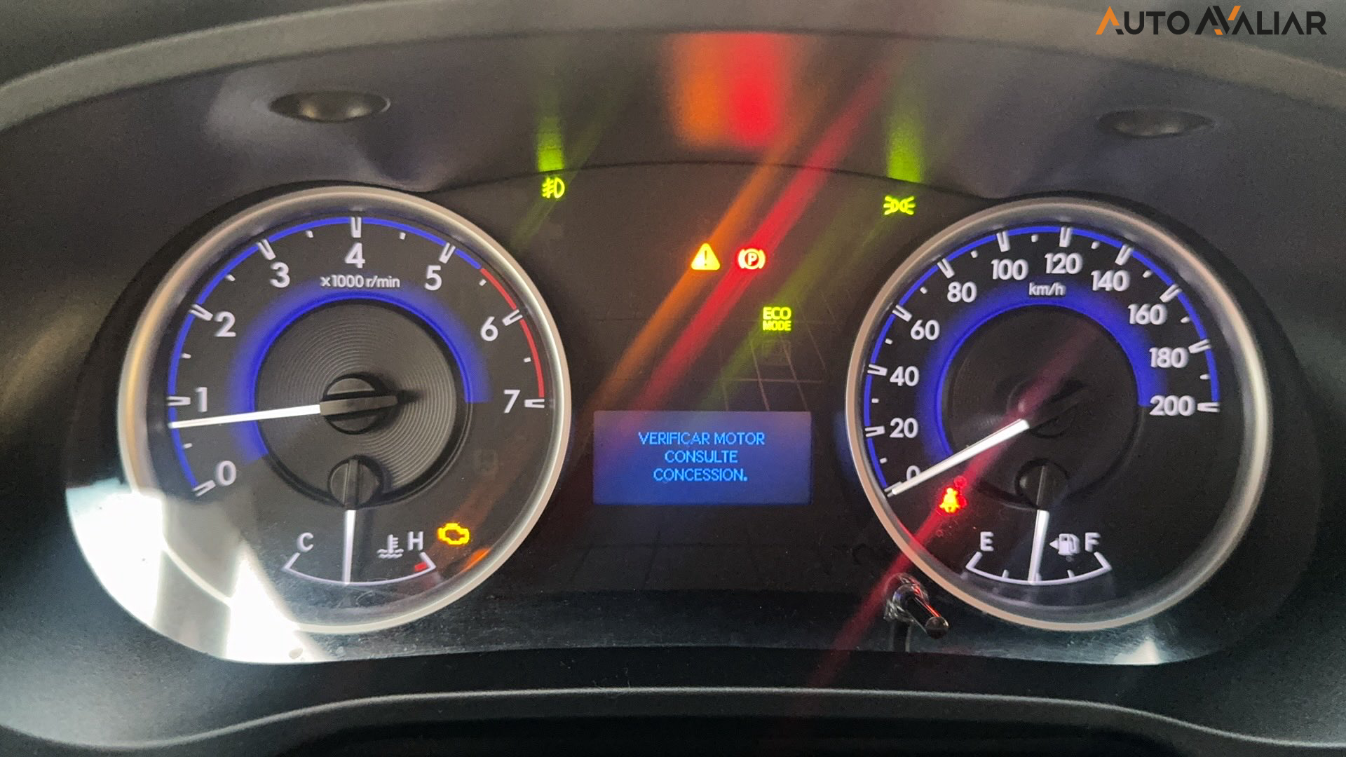 TOYOTA HILUX 2.7 SR 4X2 CD 16V FLEX 4P MANUAL