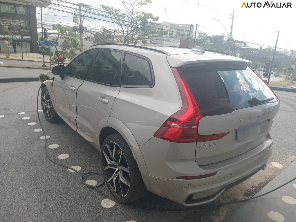 VOLVO XC60 2.0 T8 RECHARGE POLESTAR ENGINEERED AWD GEARTRONIC