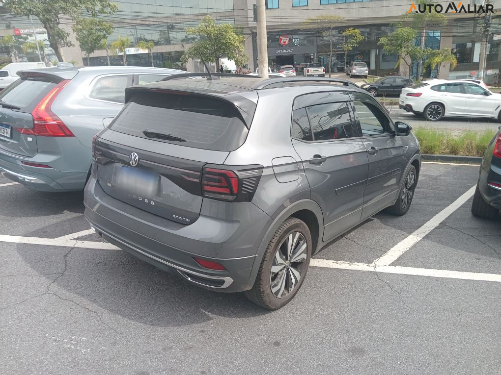 VOLKSWAGEN T-CROSS 1.0 200 TSI TOTAL FLEX COMFORTLINE AUTOMÁTICO