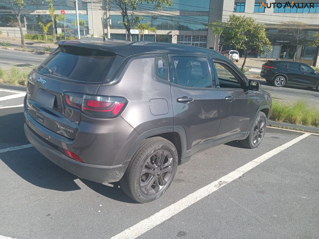 JEEP COMPASS 1.3 T270 TURBO FLEX LIMITED AT6