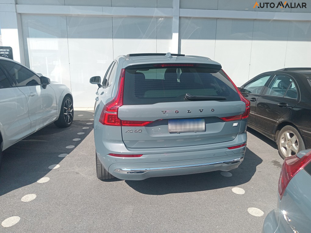 VOLVO XC60 2.0 T8 RECHARGE PLUS AWD GEARTRONIC