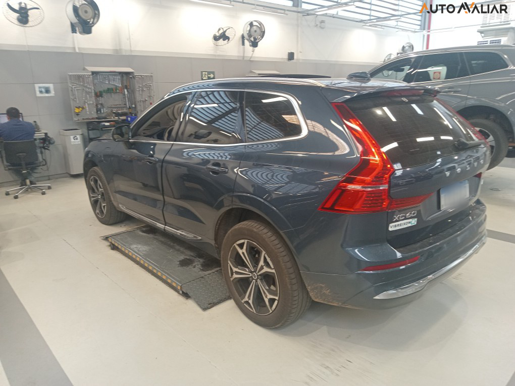 VOLVO XC60 2.0 T8 RECHARGE INSCRIPTION EXPRESSION AWD GEARTRONIC