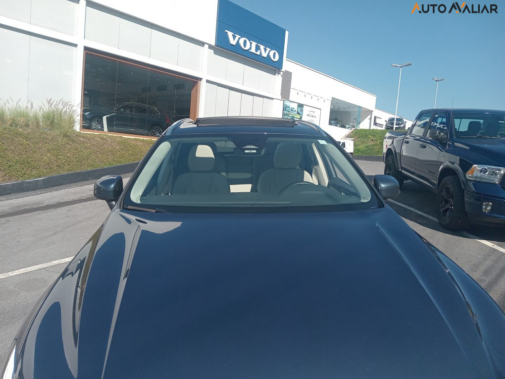 VOLVO XC60 T-8 Plus 2.0 AWD (Híbrido)