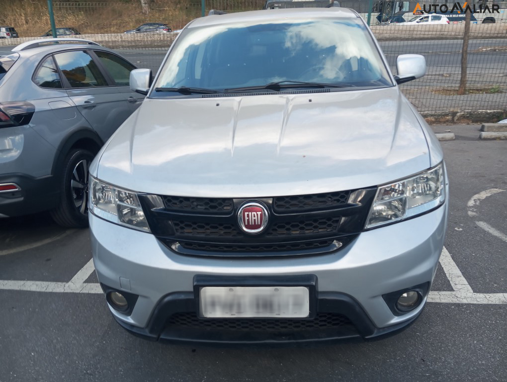 FIAT FREEMONT 2.4 EMOTION 16V GASOLINA 4P AUTOMATICO