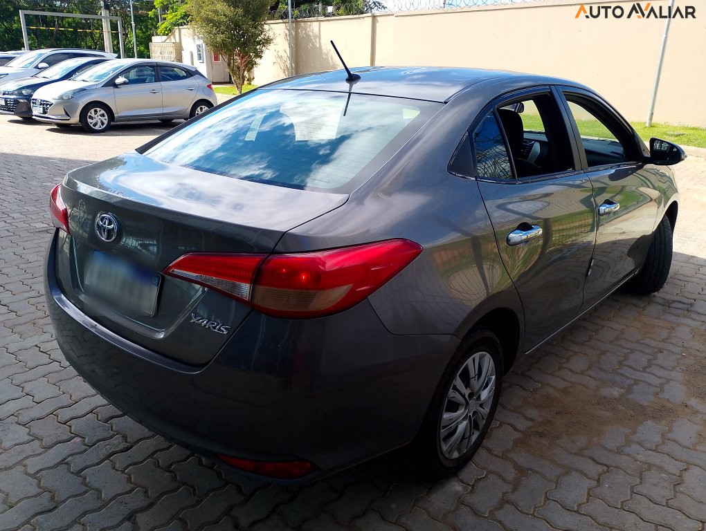 TOYOTA YARIS 1.5 16V FLEX SEDAN XL LIVE MANUAL