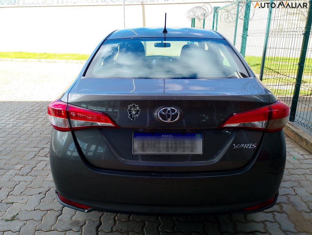 TOYOTA YARIS 1.5 16V FLEX SEDAN XL LIVE MANUAL