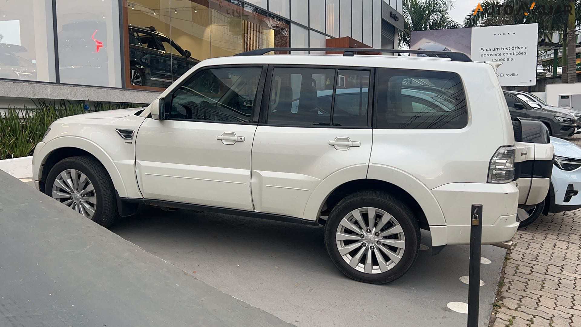 MITSUBISHI PAJERO FULL 3.2 HPE 4X4 16V TURBO INTERCOOLER DIESEL 4P AUTOMATICO