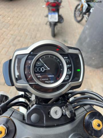 TRIUMPH SCRAMBLER 1200 XE SCRAMBLER 1200 XE