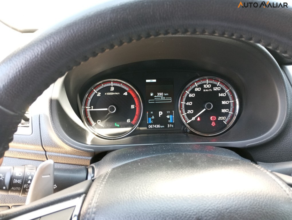 MITSUBISHI L200 TRITON  2.4 16V TURBO DIESEL SPORT HPE-S CD 4P 4X4 AUTOMÁTICO