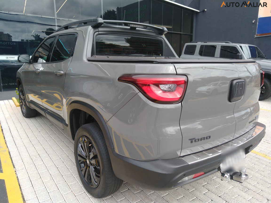 FIAT TORO 1.3 TURBO 270 FLEX VOLCANO AT6