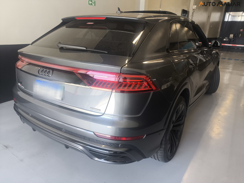 AUDI Q8 3.0 TFSI GASOLINA PERFORMANCE BLACK QUATTRO TIPTRONIC