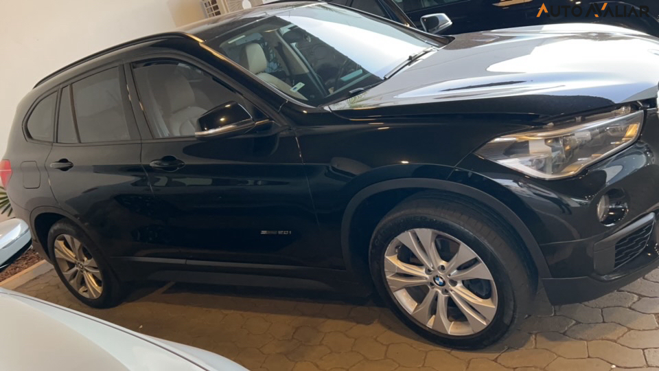 BMW X1 2.0 16V TURBO GASOLINA SDRIVE20I GP 4P AUTOMATICO
