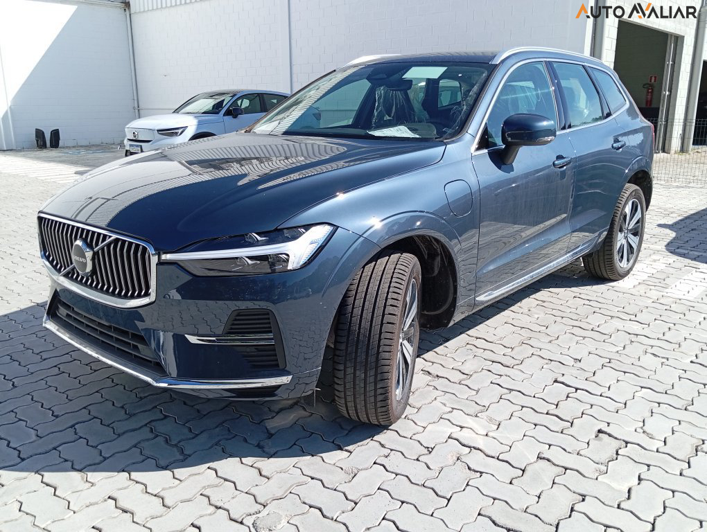 VOLVO XC60 2.0 T8 RECHARGE PLUS AWD GEARTRONIC
