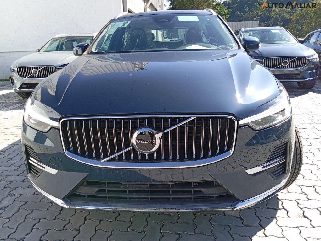 VOLVO XC60 2.0 T8 RECHARGE PLUS AWD GEARTRONIC