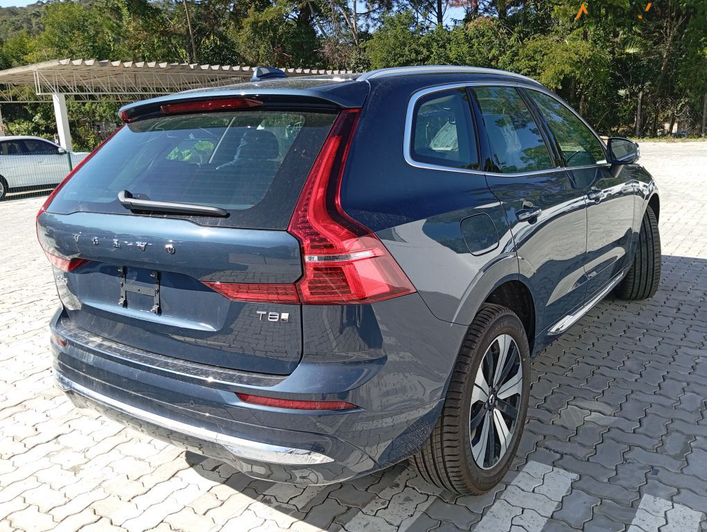 VOLVO XC60 2.0 T8 RECHARGE PLUS AWD GEARTRONIC