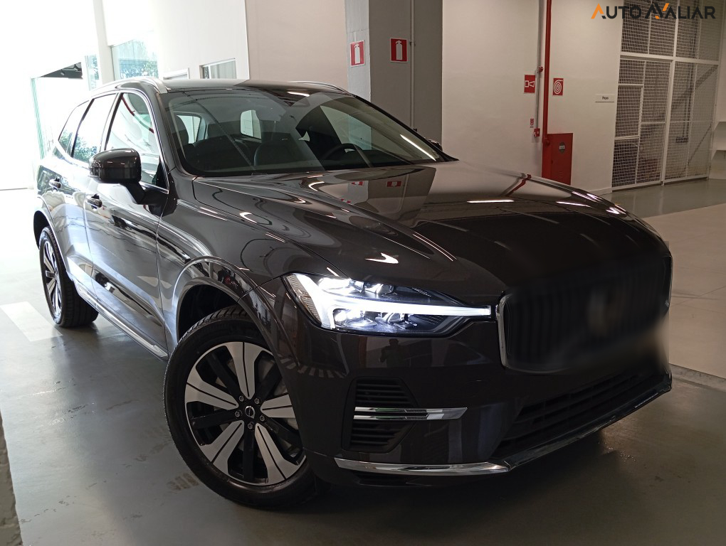 VOLVO XC60 2.0 T8 RECHARGE PLUS AWD GEARTRONIC