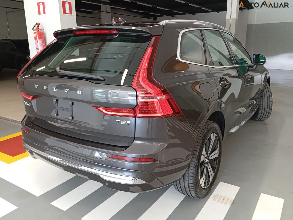 VOLVO XC60 2.0 T8 RECHARGE PLUS AWD GEARTRONIC