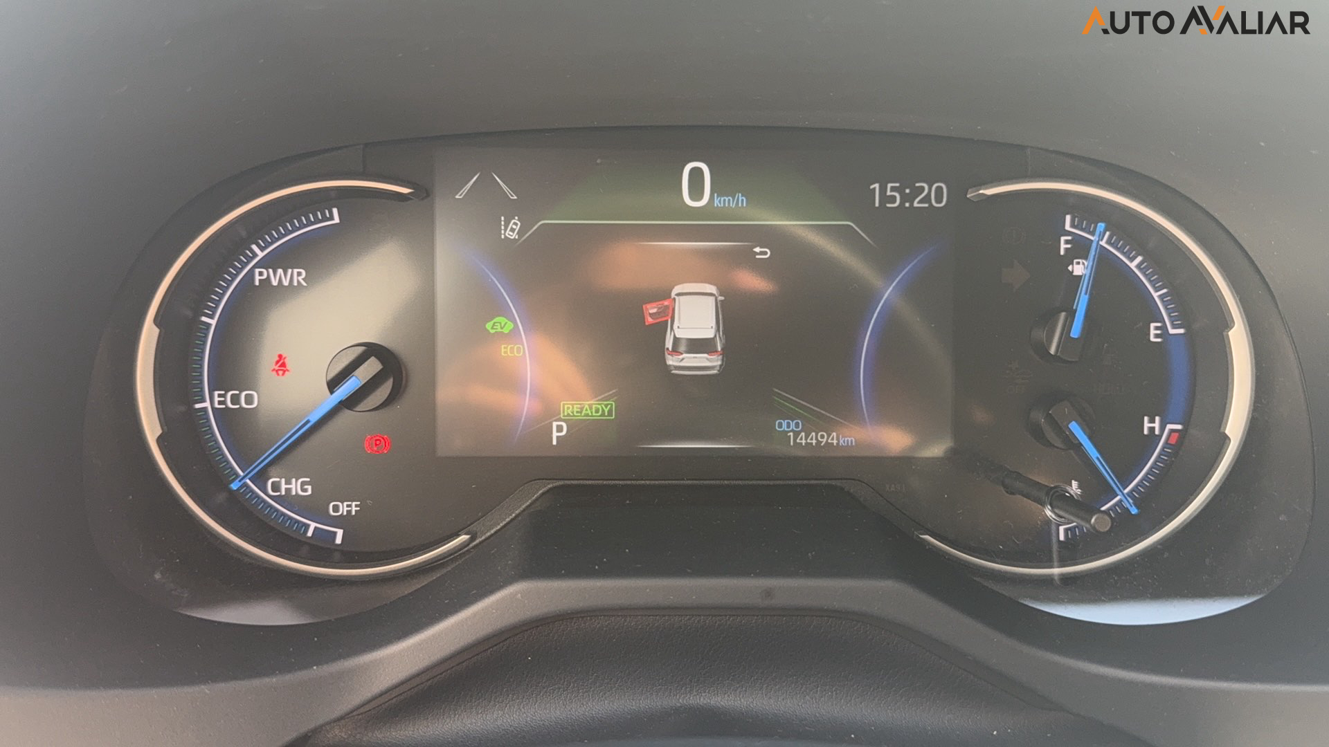 TOYOTA RAV4 2.5 VVT-IE HYBRID SX CONNECT AWD CVT