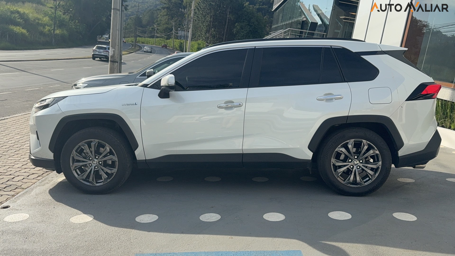 TOYOTA RAV4 2.5 VVT-IE HYBRID SX CONNECT AWD CVT