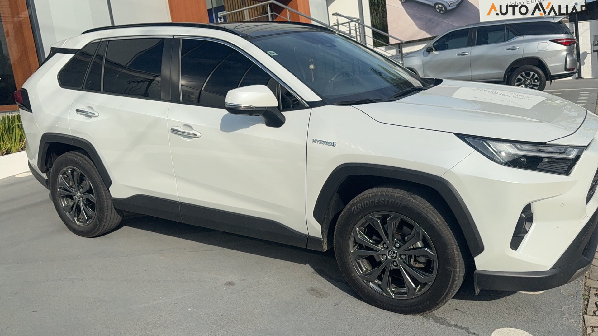 TOYOTA RAV4 2.5 VVT-IE HYBRID SX CONNECT AWD CVT