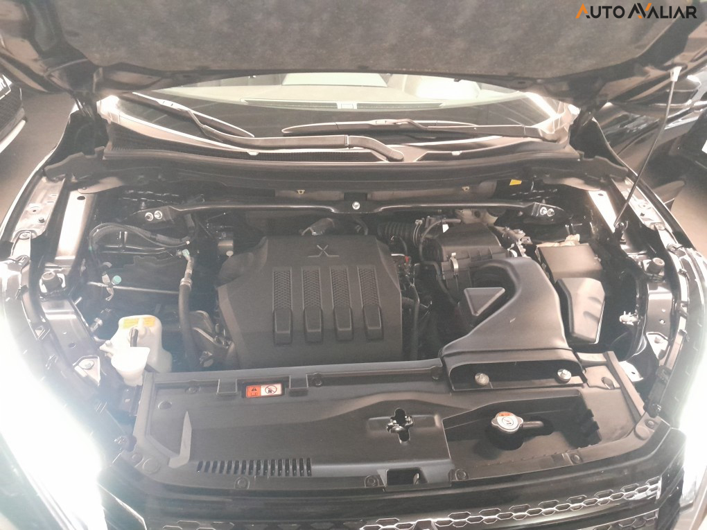 MITSUBISHI ECLIPSE CROSS 1.5 MIVEC TURBO GASOLINA HPE-S S-AWC CVT