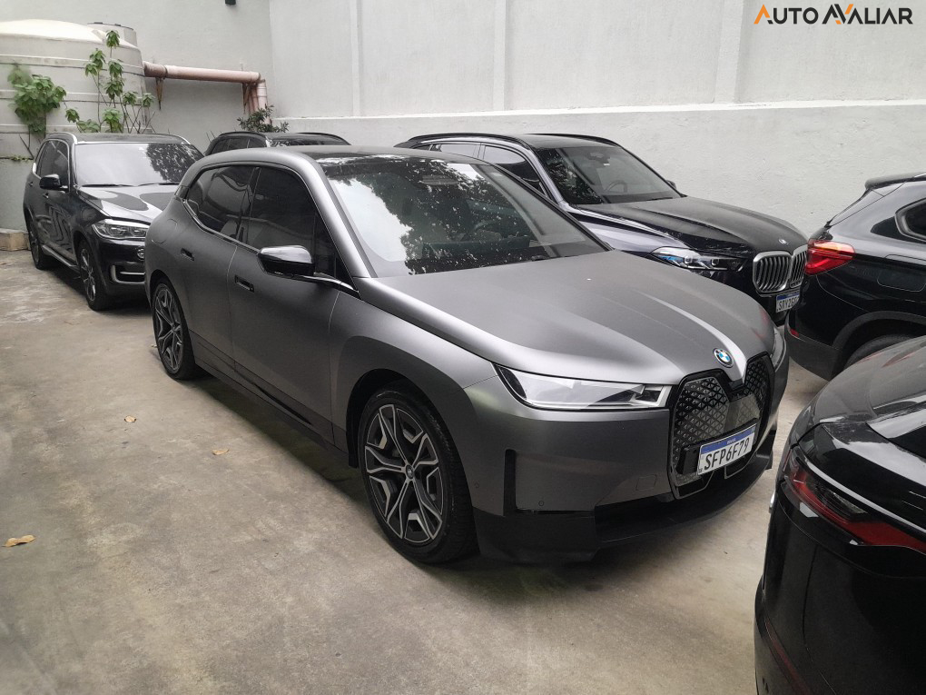 BMW IX XDRIVE40
