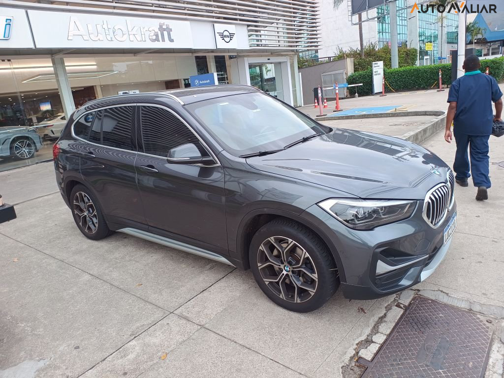 BMW X1 2.0 16V TURBO ACTIVEFLEX SDRIVE20I X-LINE 4P AUTOMATICO