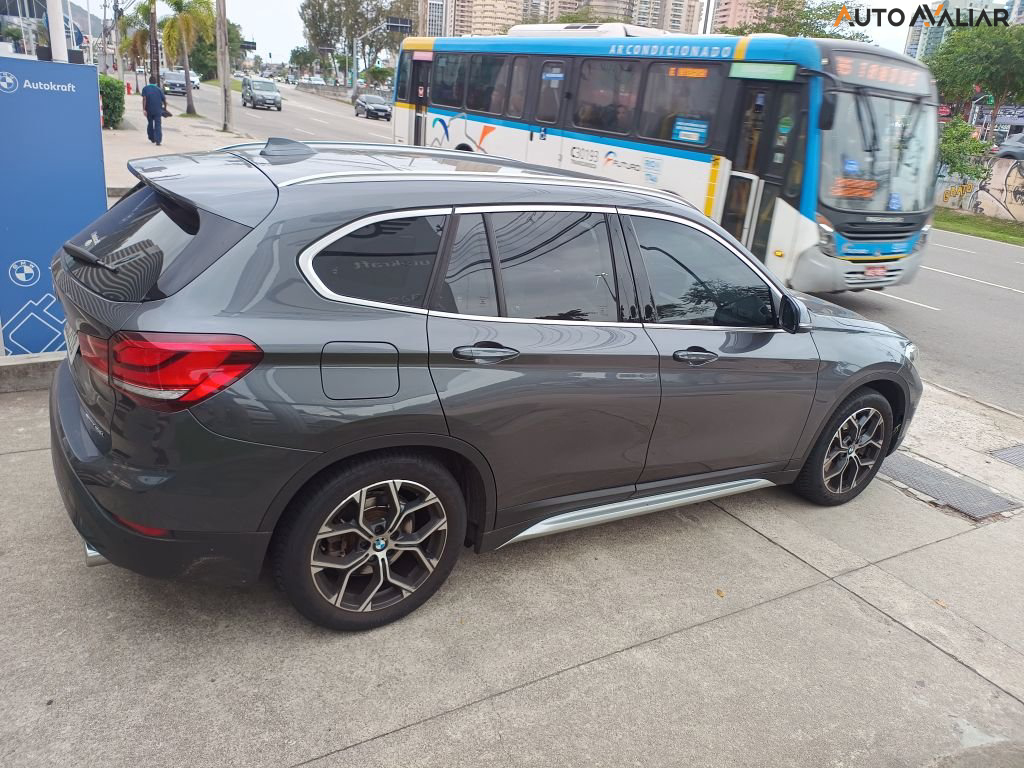 BMW X1 2.0 16V TURBO ACTIVEFLEX SDRIVE20I X-LINE 4P AUTOMATICO