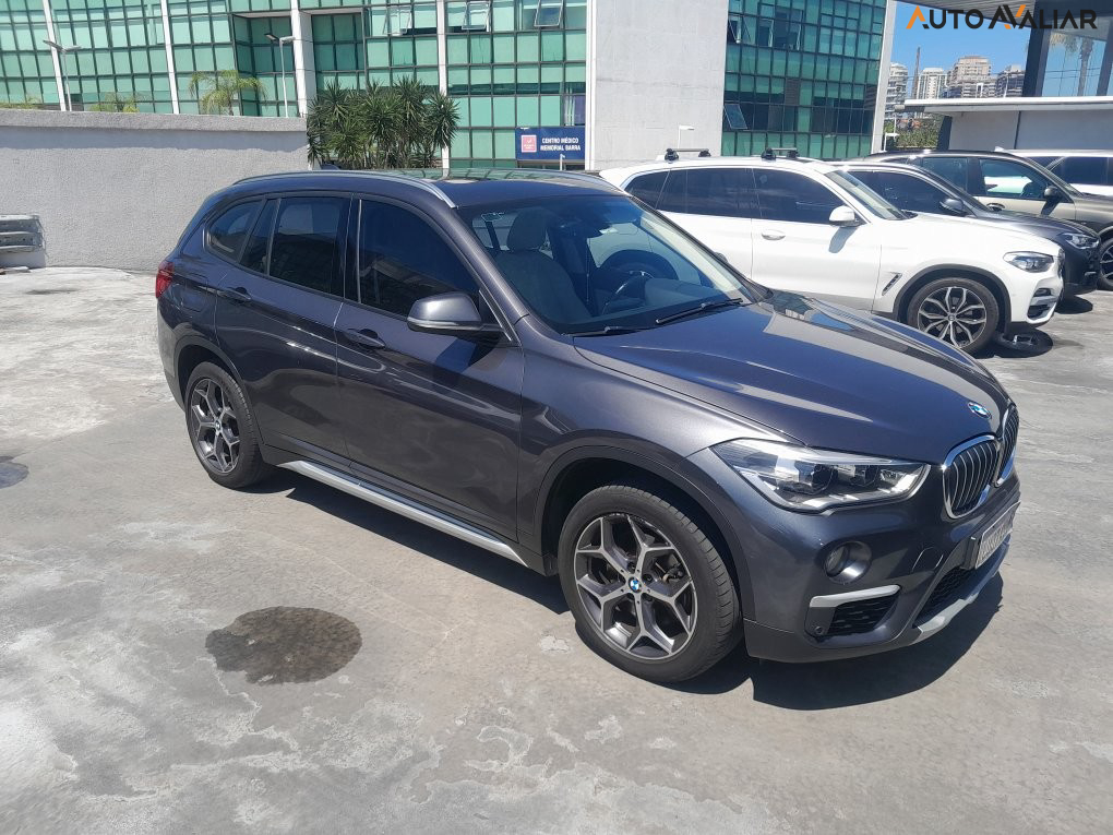 BMW X1 2.0 16V TURBO ACTIVEFLEX SDRIVE20I X-LINE 4P AUTOMATICO
