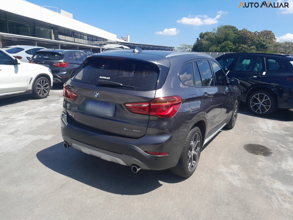 BMW X1 2.0 16V TURBO ACTIVEFLEX SDRIVE20I X-LINE 4P AUTOMATICO