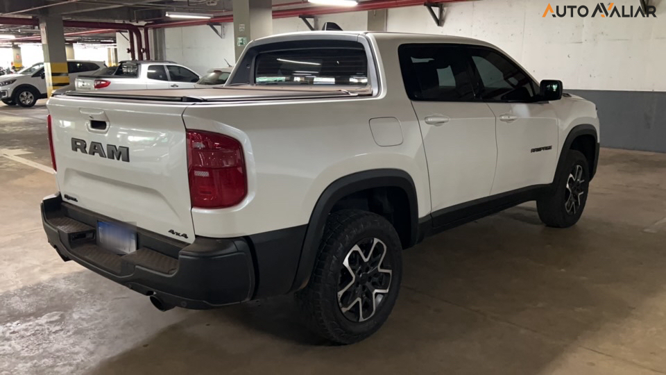 RAM RAMPAGE RAMPAGE REBEL IGNIT. 2.0 TB CD 4X4 AUT.