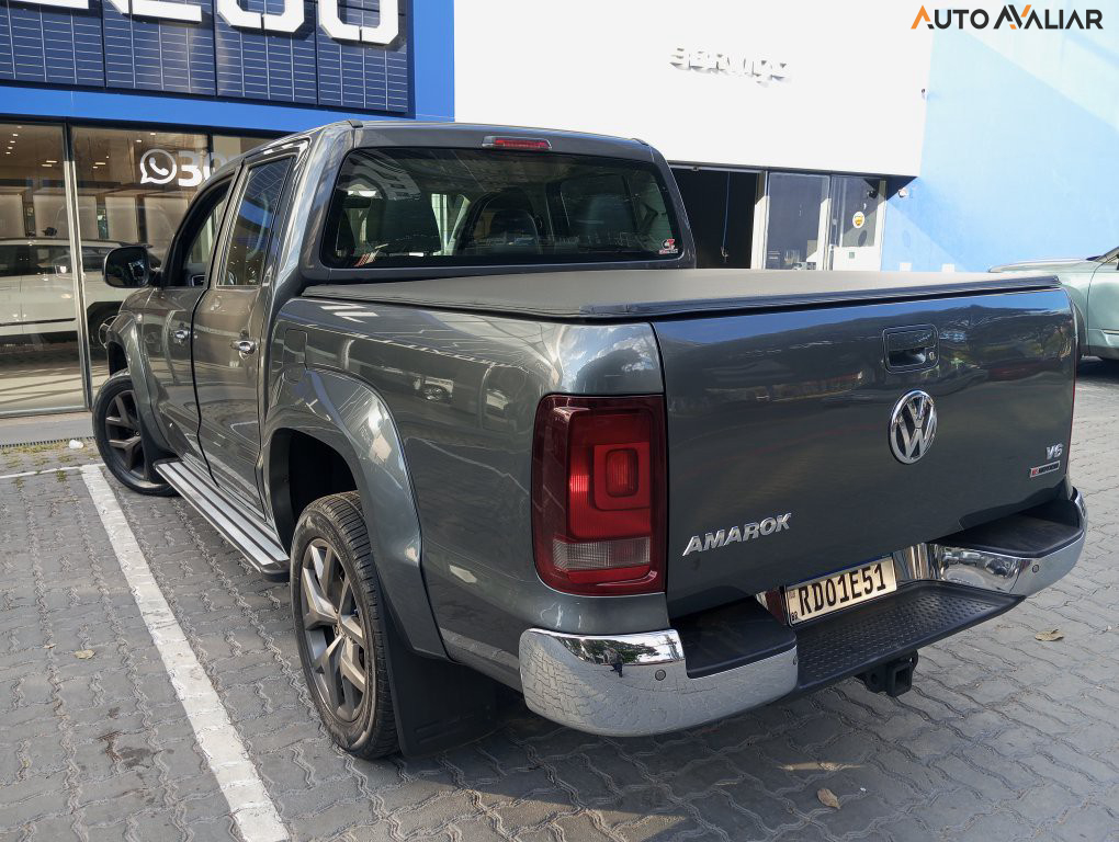 VOLKSWAGEN AMAROK 3.0 V6 TDI HIGHLINE CD DIESEL 4MOTION AUTOMATICO