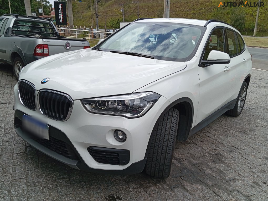 BMW X1 2.0 16V TURBO ACTIVEFLEX SDRIVE20I X-LINE 4P AUTOMATICO
