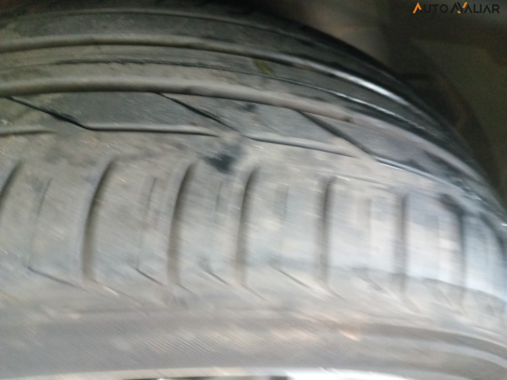 BMW X1 2.0 16V TURBO ACTIVEFLEX SDRIVE20I 4P AUTOMATICO