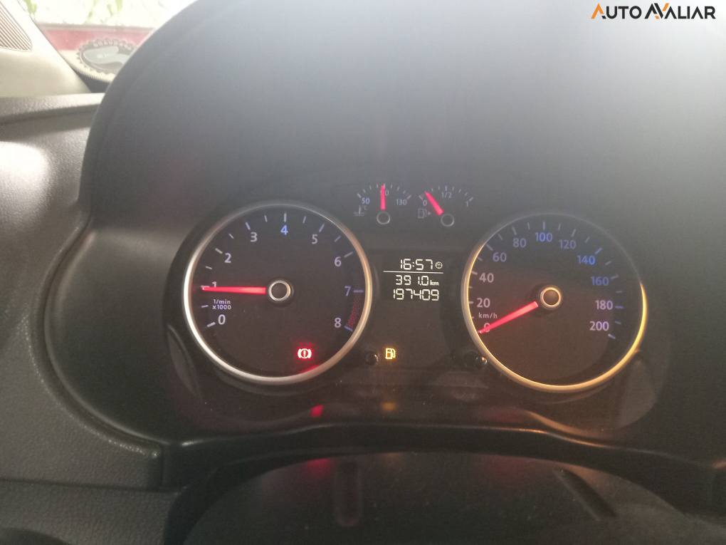 VOLKSWAGEN VOYAGE 1.0 MI 8V FLEX 4P MANUAL