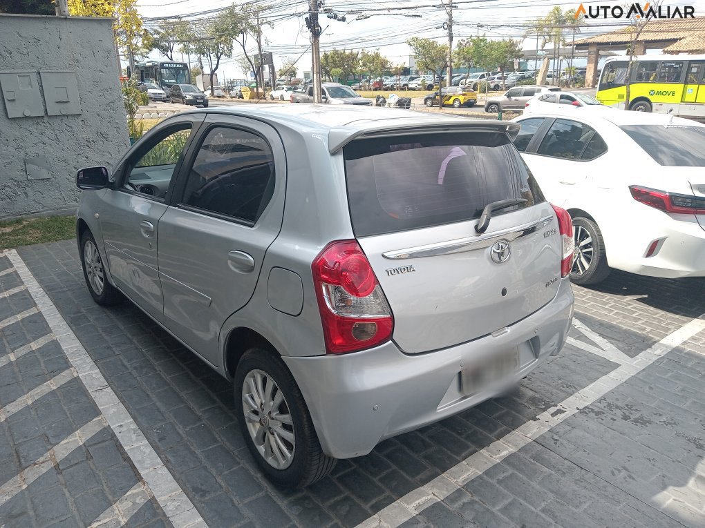TOYOTA ETIOS 1.5 XLS 16V FLEX 4P MANUAL